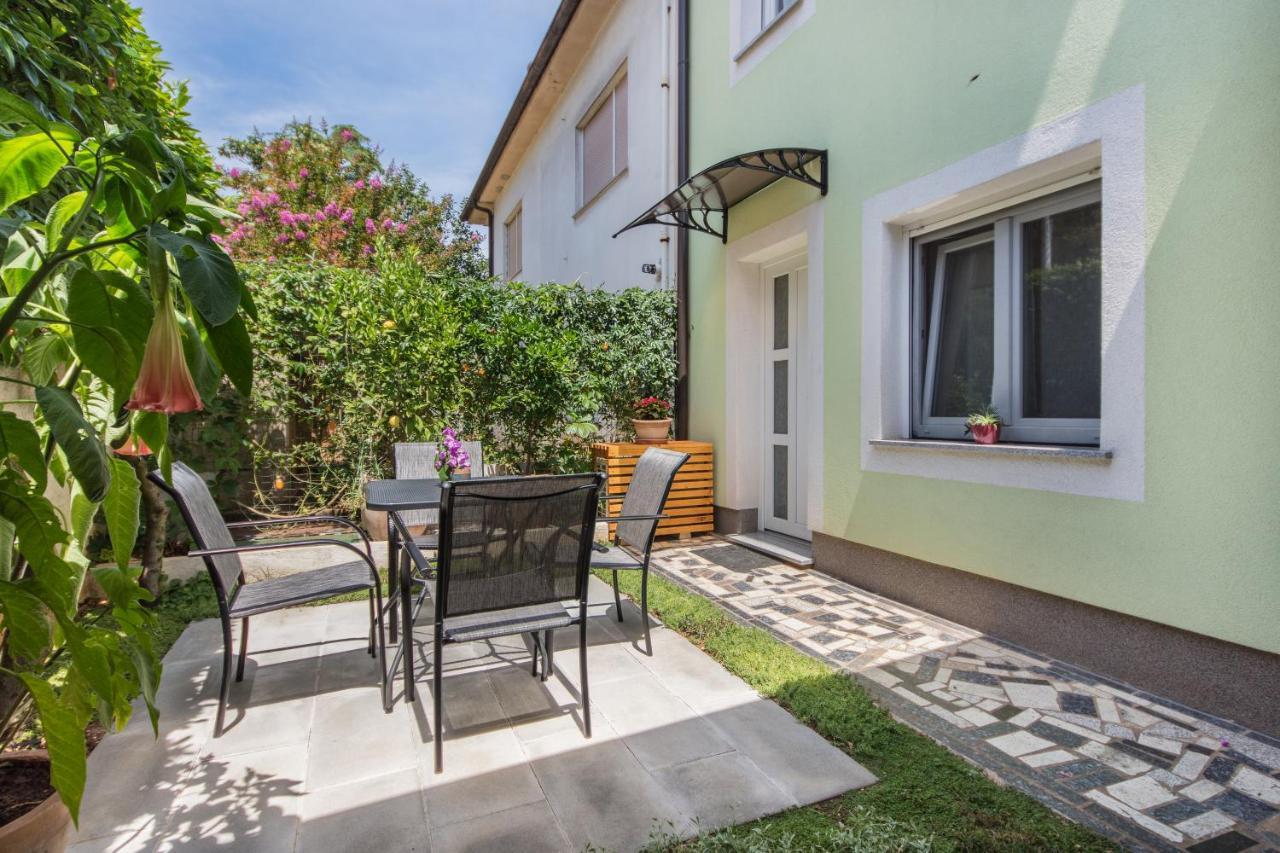 Piccola Pineta Apartment Pula Exterior photo